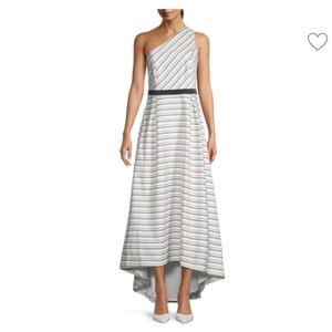 Halston Heritage Gown Size 10 New